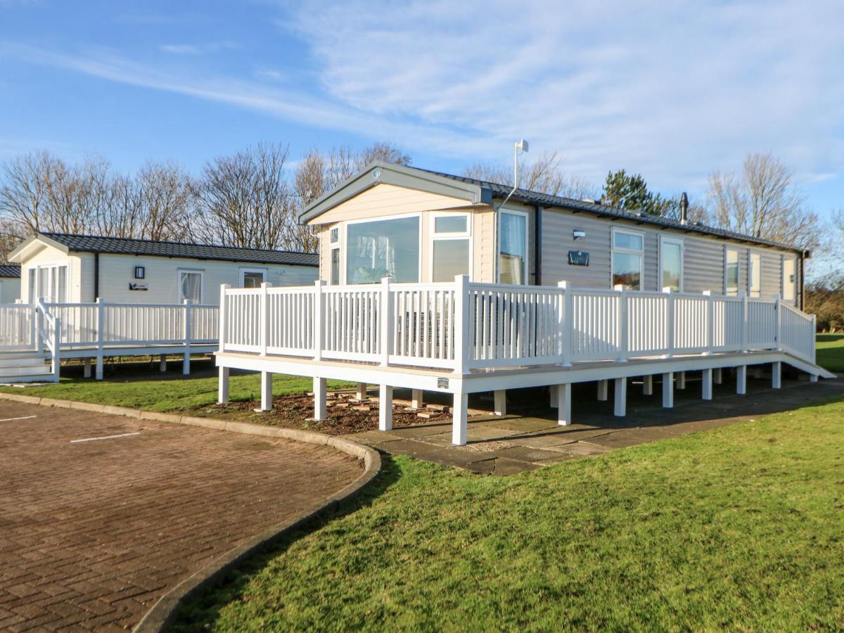 17 Summer Meadows Ashington  Exterior photo